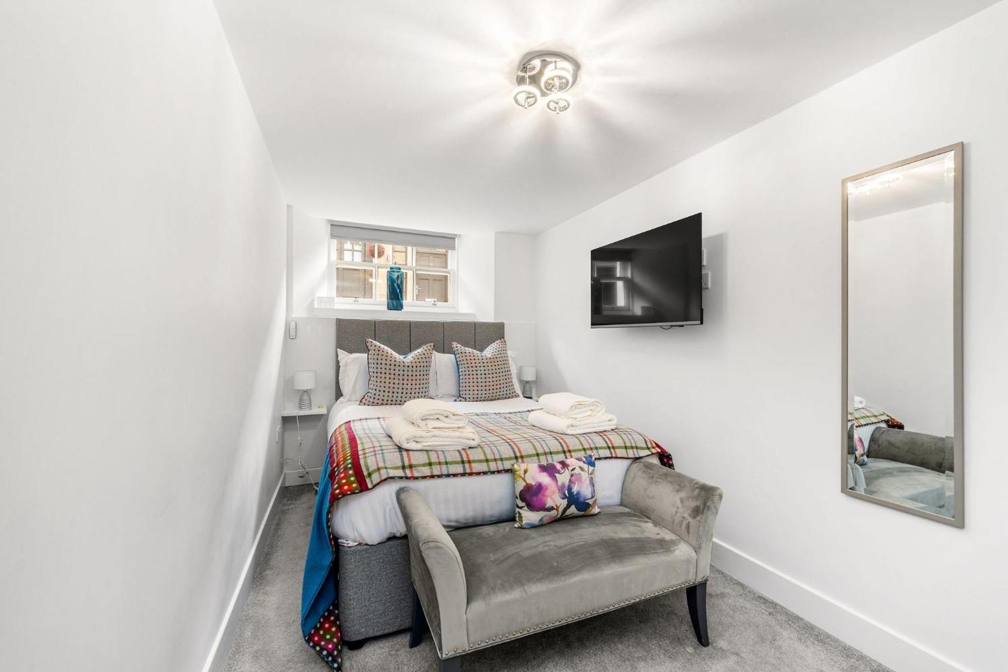 Righ Properties - Luxury West End Artisan Apartment Эдинбург Экстерьер фото